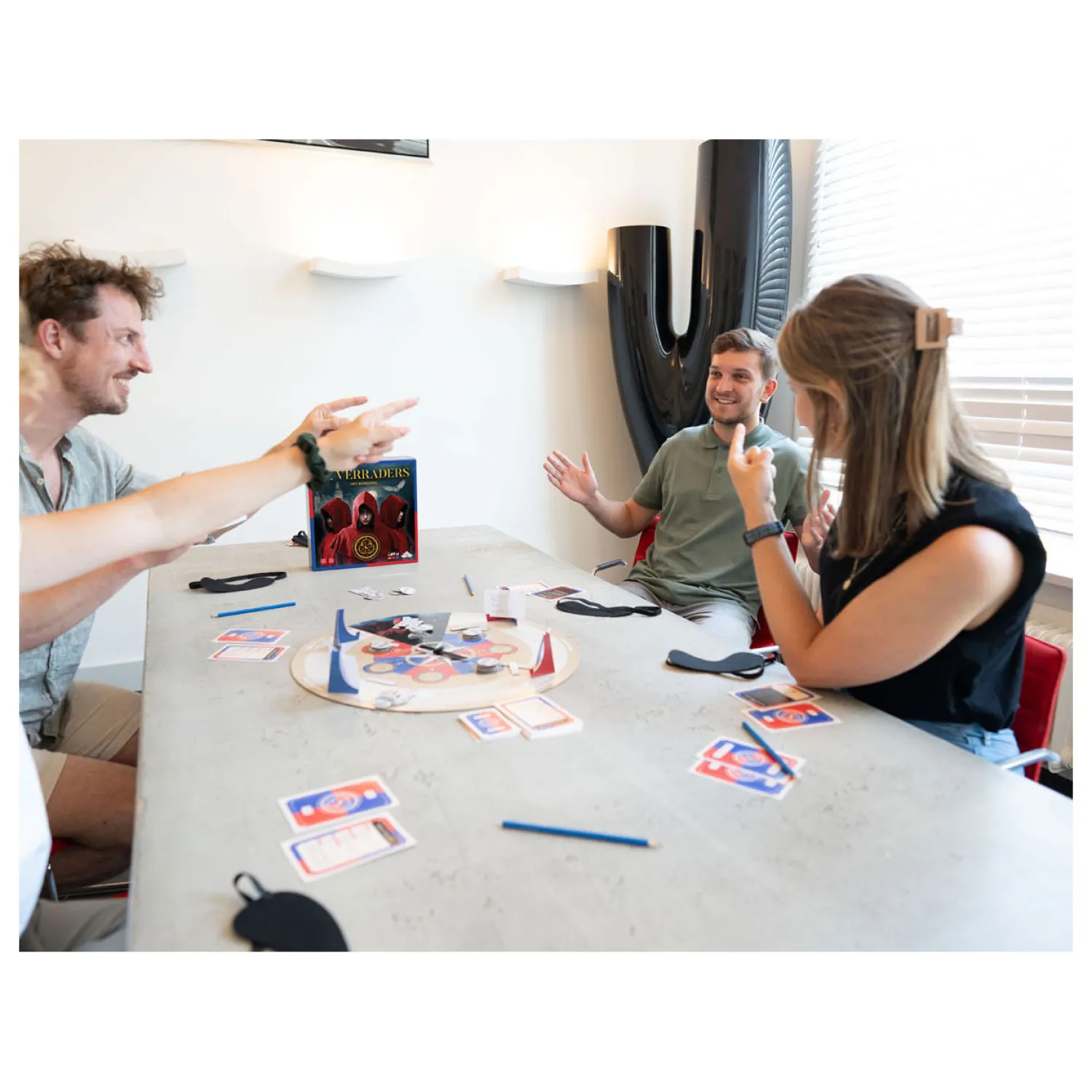 De Verraders Het Bordspel>Identity Games Outlet