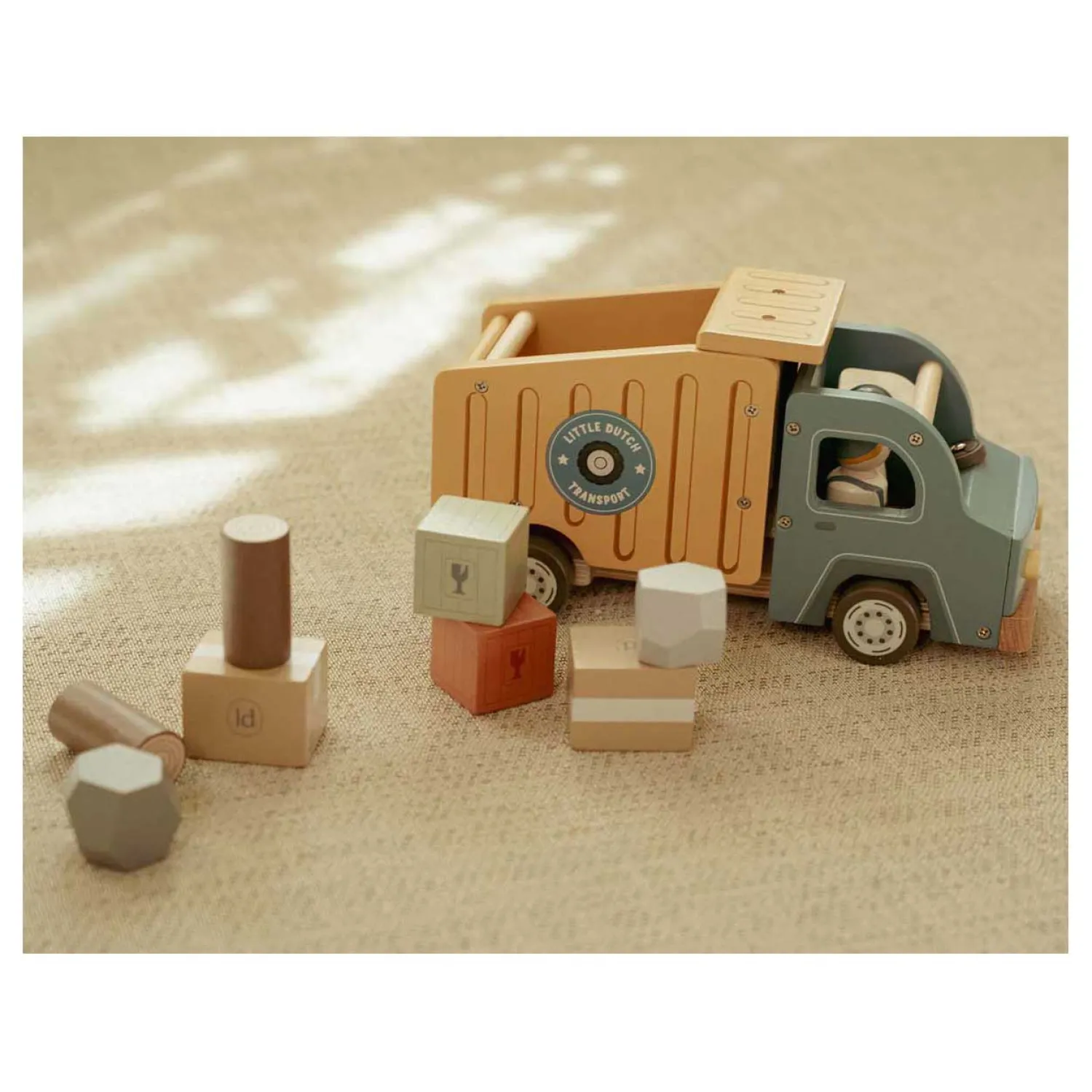 Houten Vuilniswagenset met Poppetje FSC>Little Dutch New