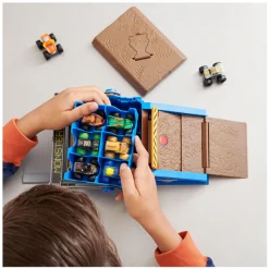 Monster Jam Mini Freestyle Arena Speelset en Opslag- Sale