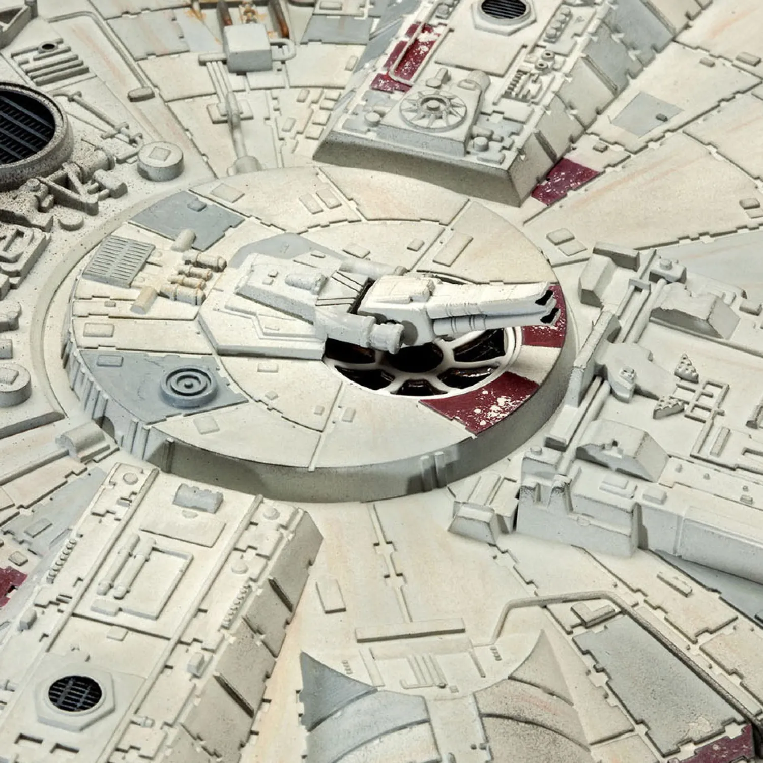Millennium Falcon-Revell Outlet