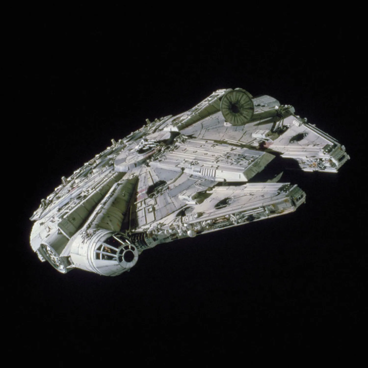 Millennium Falcon-Revell Outlet