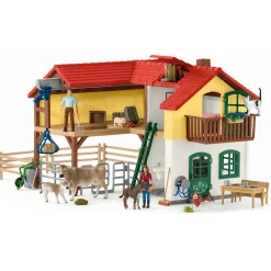 FARM WORLD Boerderij met Stal en Dieren 42407>Schleich Sale