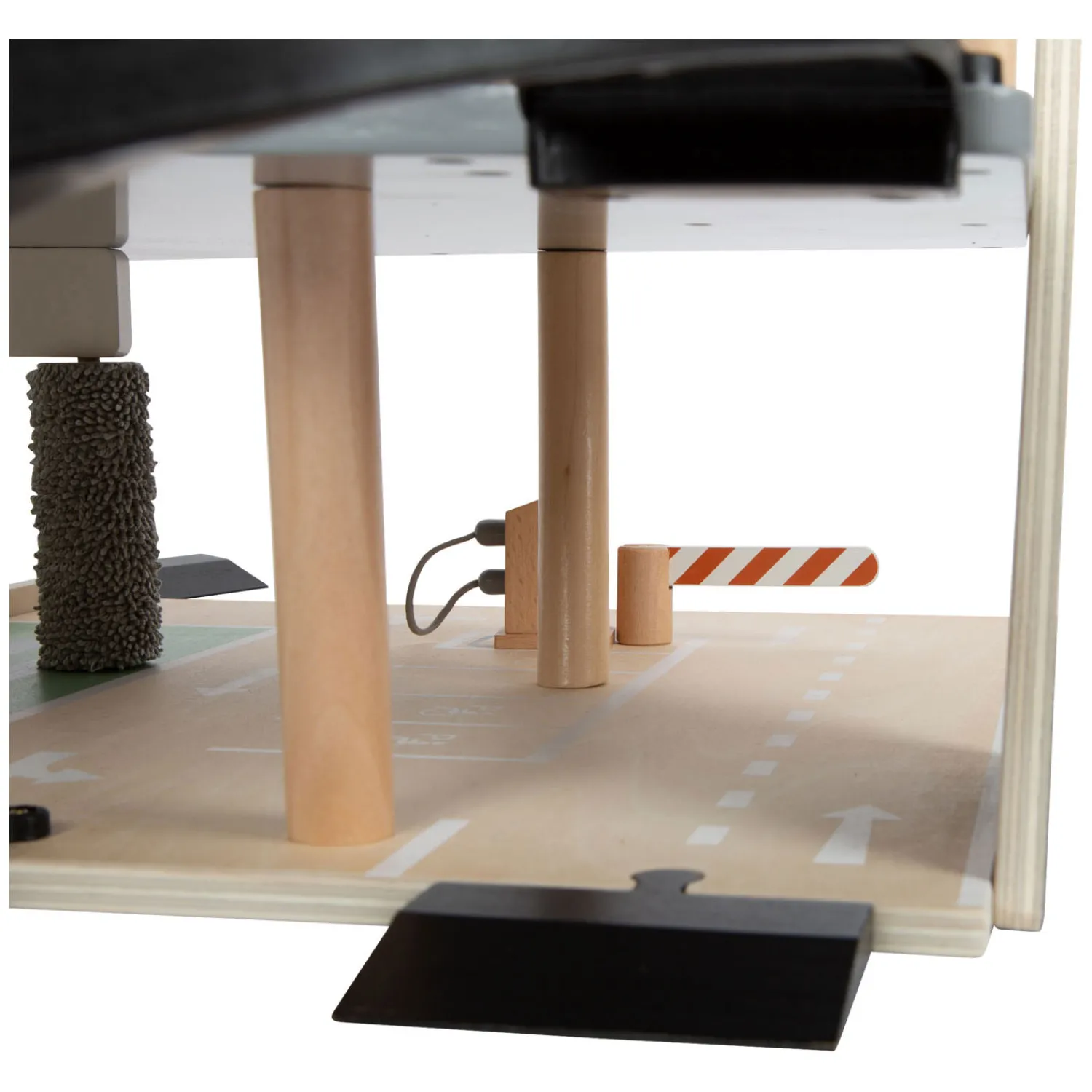 Small Foot - Houten Garage Rally Online