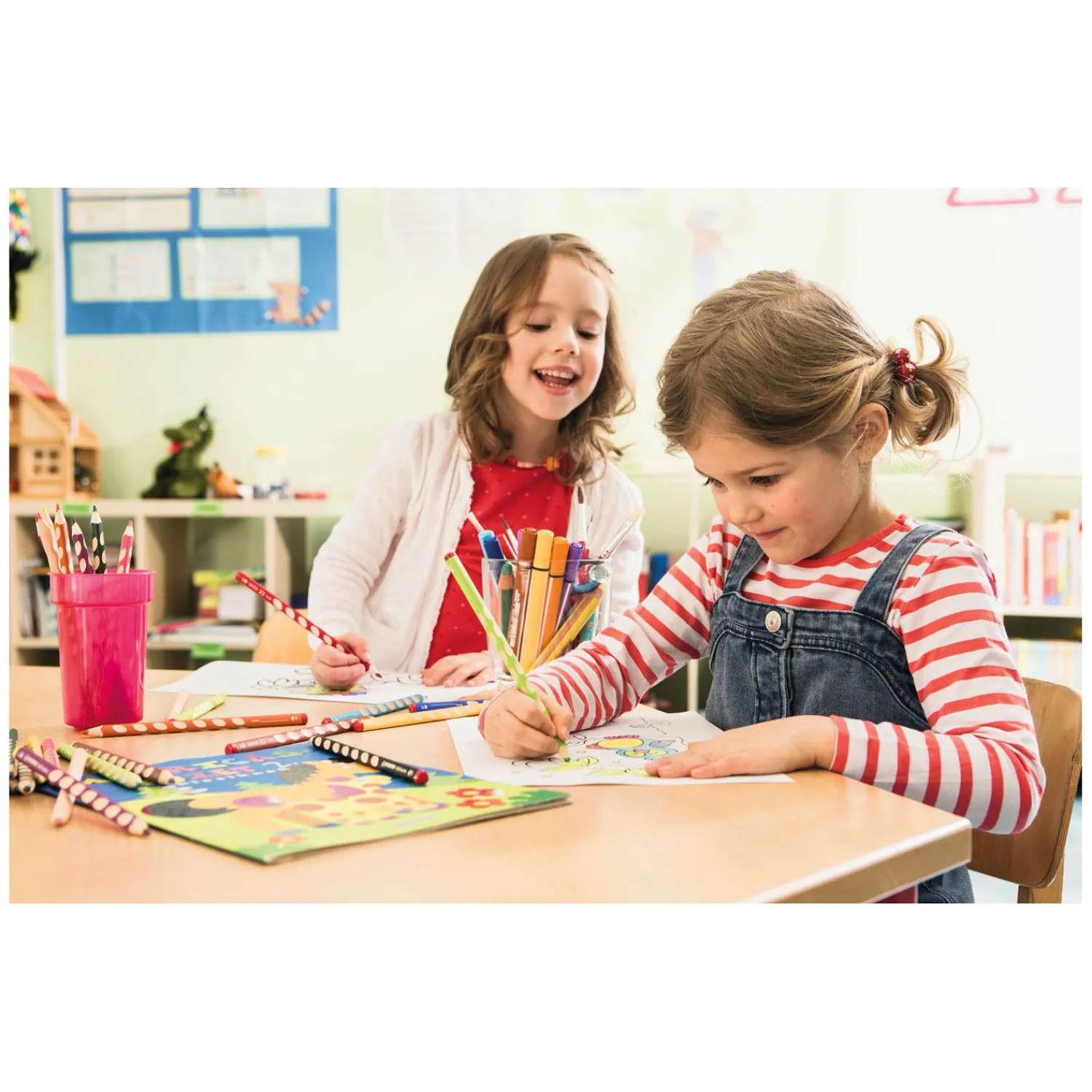 EASYcolors Kleurpotloden Rechtshandig - 12 St. + Puntenslijper-Stabilo Hot