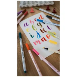 Pen 68 Brush - Viltstift - Citroen Geel (24)><noscript><img width=