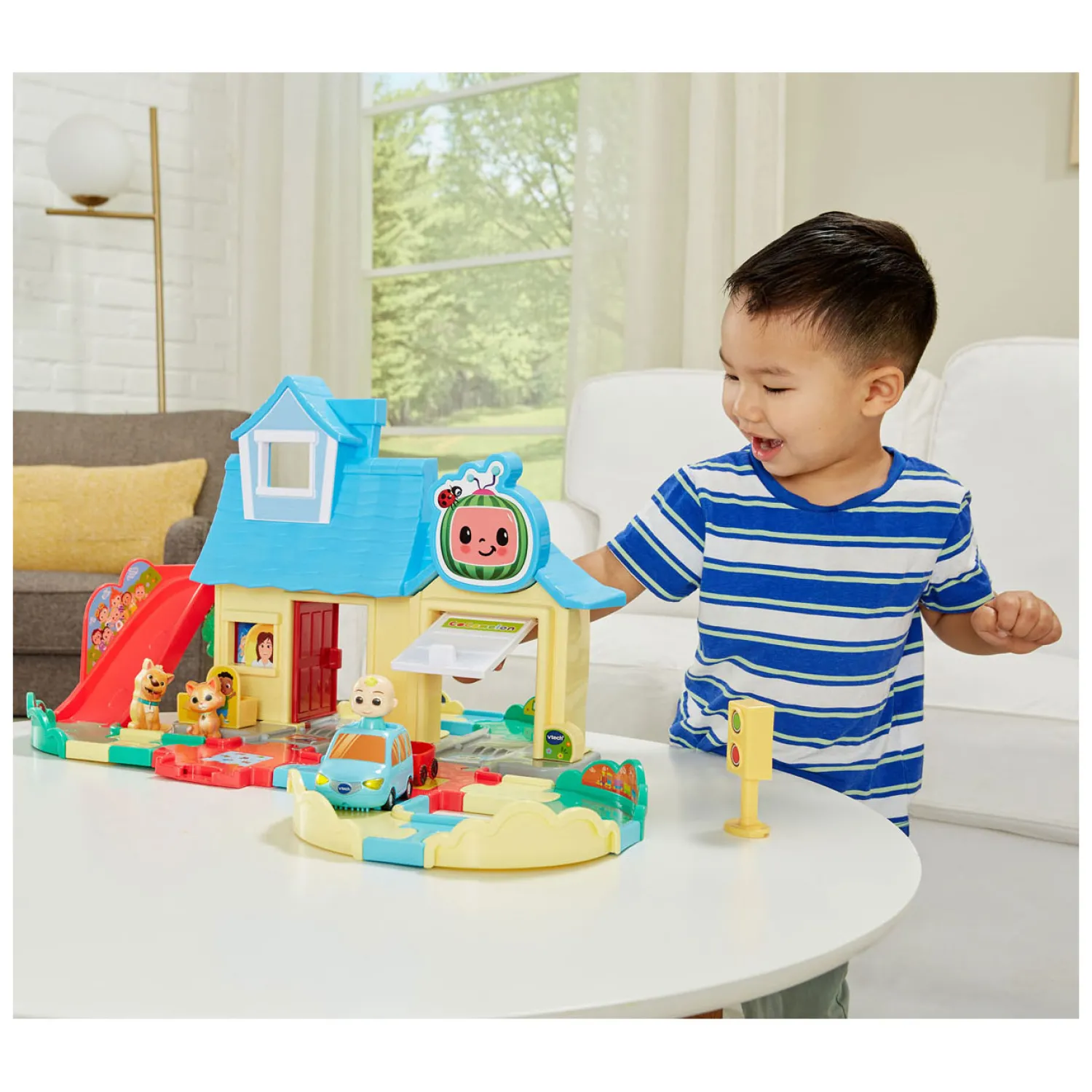 Toet Toet Auto's - CoComelon Familiehuis-Vtech Online